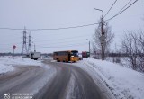 В Череповце столкнулись автобус и грузовик: пострадал один человек