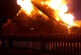 В Нюксенском районе во время пожара заживо сгорели два человека