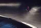 Сноубордист-парашютист едва не погиб на льду Онежского озера