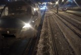 Водитель «ГАЗели» по невнимательности попал под трамвай в Череповце