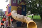 В Череповце началось обновление детских площадок