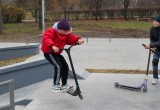 У Дворца металлургов открылся большой скейт-парк