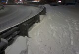 Череповчане пожаловались в соцсетях на заваленные снегом тротуары
