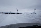 «Пришлите трезвый трактор»: жители Череповецкого района вновь жалуются на уборку снега