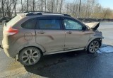 На Северном шоссе Череповца беспечный водитель легковушки врезался в микроавтобус