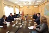 Олег Кувшинников встретился с послом Республики Шри-Ланка