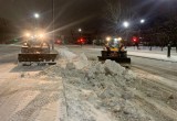 Последствия вчерашнего снегопада в Череповце будут разгребать несколько дней