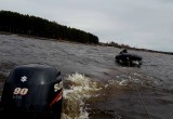 Двое рыбаков на лодке с оторвавшимся мотором едва не затонули на Рыбинском водохранилище