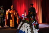 В Устюжне с воинскими почестями похоронили погибшего на Украине десантника