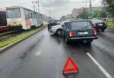 Стали известны подробности жесткого столкновения двух легковушек в Заягорбском районе Череповца