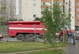 В Зашекснинском районе Череповца спешившая на вызов пожарная машина врезалась в забор