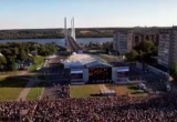 Дмитрий Харатьян поздравил череповчан с открытием Архангельского моста