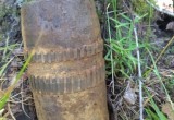В Вологодской области грибник неподалеку от железнодорожной станции обнаружил артиллерийский снаряд 