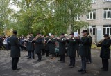 Мобилизация: в Вологде слезы матерей пытались заглушить оркестром и консервами