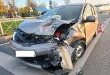 Череповчанка пострадала после столкновения двух иномарок на Архангельской улице