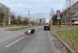 В Заягорбском районе Череповца пожилой автомобилист сбил мужчину на мотороллере