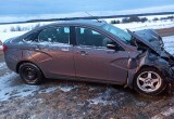 Пенсионер на легковушке врезался в грузовик на федеральной трассе в Вологодской области
