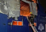 Крупный пожар площадью 1700 кв.м. ликвидируют в Вологодской области