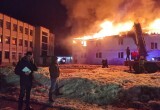 Под Череповцом сегодня ночью сгорел 13-квартирный дом