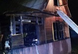 11 человек тушили загоревшийся дачный дом в одном из СНТ Череповца