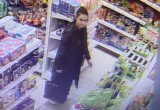 Две неизвестных женщины обокрали детский магазин в центре Череповца