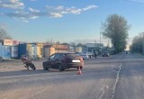 В Вологодской области юный подросток на мотоцикле с надписью "Суетолог" врезался в "Жигули"