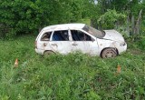 В Вологодской области "Лада" с пьяным водителем вылетела в кювет: есть пострадавшие