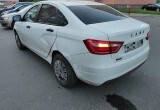 Молодая автоледи из Череповца устроила аварию в одном из дворов ЗШК: есть пострадавшая