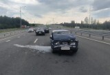 Три автомобиля столкнулись на подъезде к Архангельскому мосту в Череповце: есть пострадавший