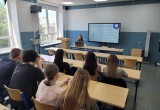 На восьмой день Летней школы будущие теплоэнергетики — студенты первого курса — отправились в село Молочное