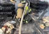 Вологодская область столкнулась с тремя крупными пожарами: сгорели грузовик, комбайн и жилой дом