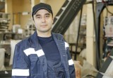 &laquo;Надёжный тыл &ndash; опора страны&raquo;: старший наладчик оборудования в производстве пищевой продукции Цеха №2 компании &laquo;Русский бисквит&raquo; Дусматов Камолидин 