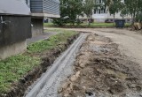 Благоустройство двора на улице Конева идет по графику