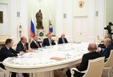 Владимир Путин: &laquo;Единая Россия&raquo; упрочила своё лидерство